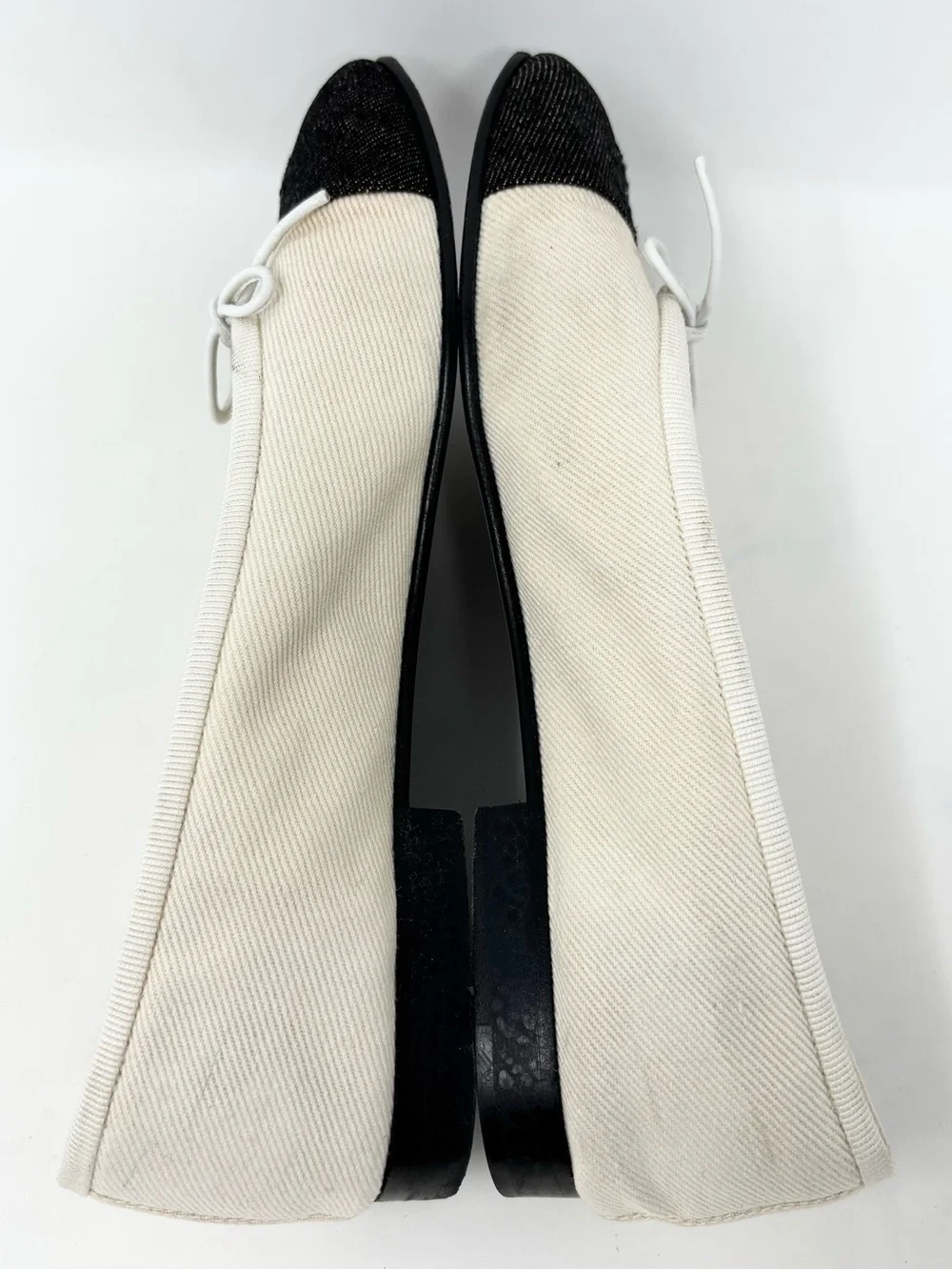 CHANEL Two Tone Ballet Flats Ivory Black Denim Cap Toe size 37 6-6.5 - Picture 10 of 15